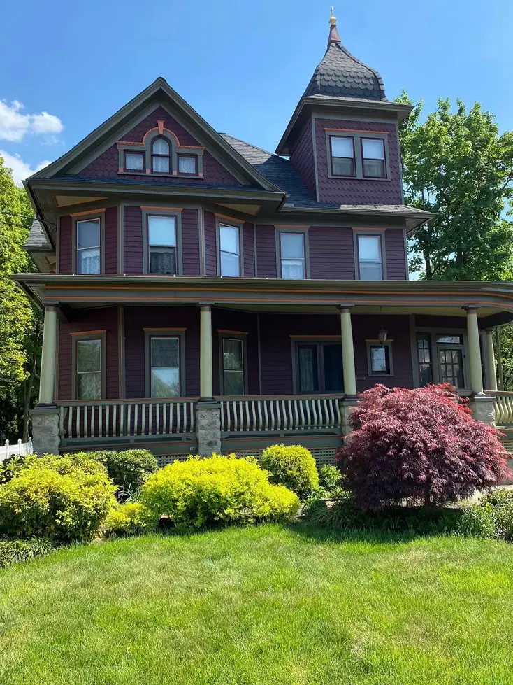 A stately Victorian home with freshly painted exterior by JM Painting Services in South Jersey